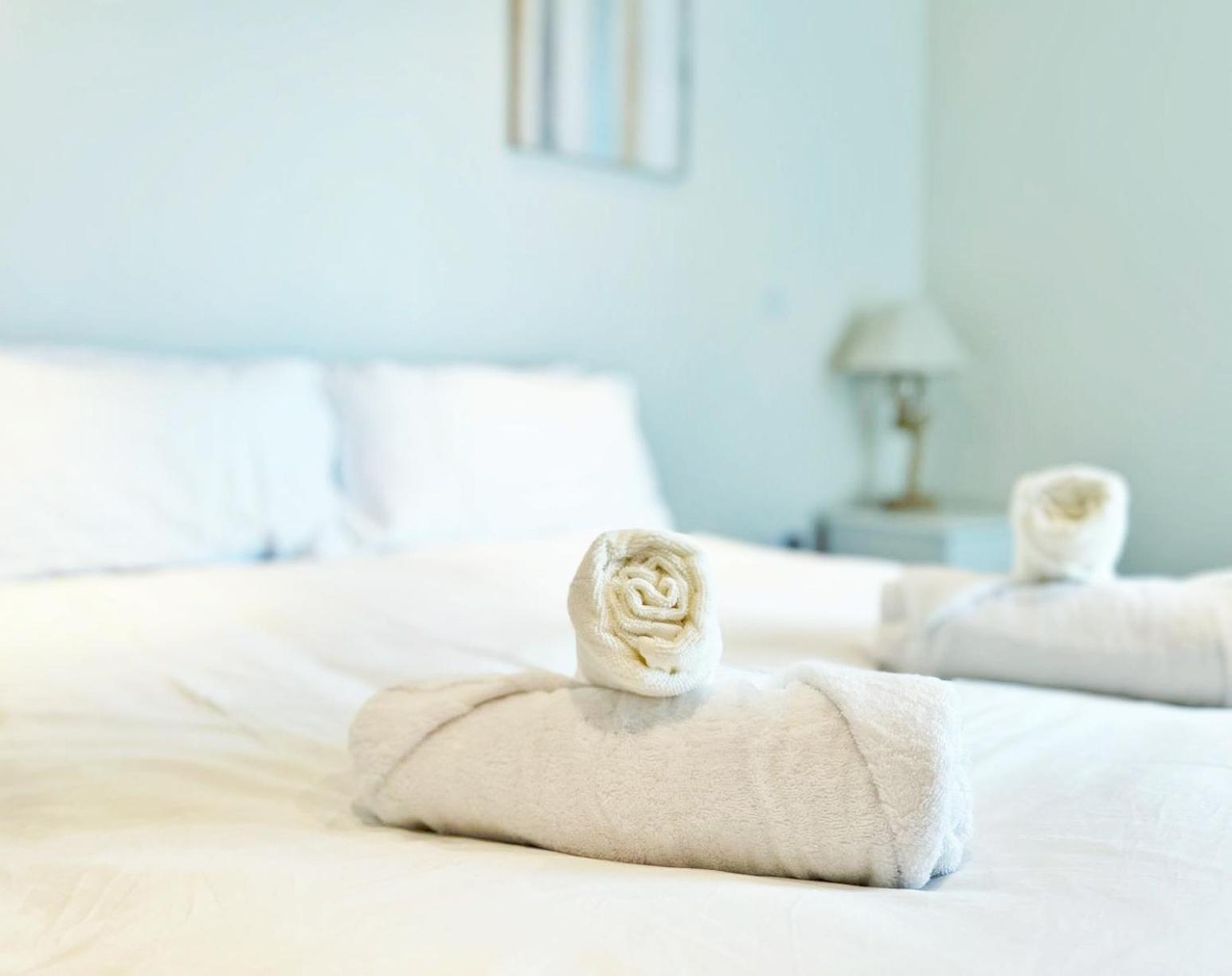 Seaview Boutique One-Bedroom Apt 스완지 외부 사진